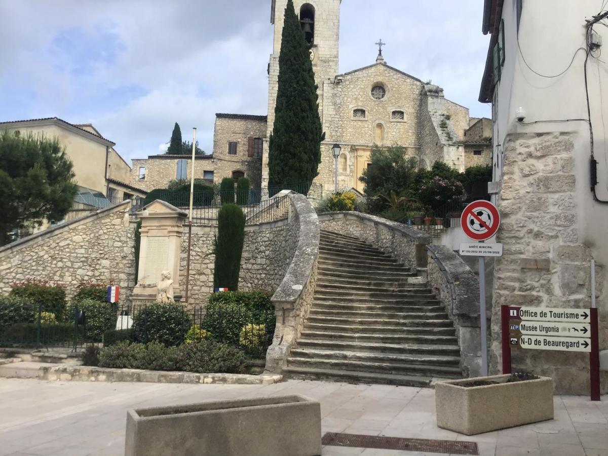 La Begude Des Alpilles Panzió Orgon Kültér fotó